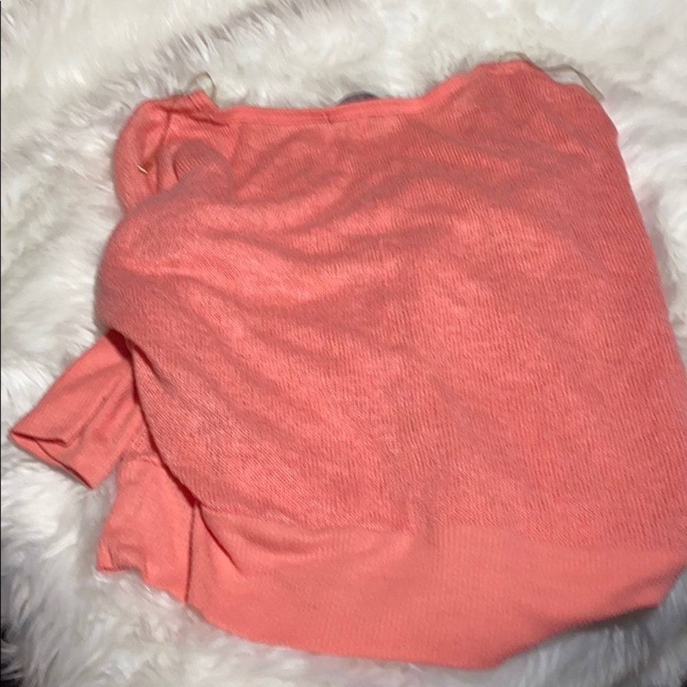 blouse - Picture 7 of 8